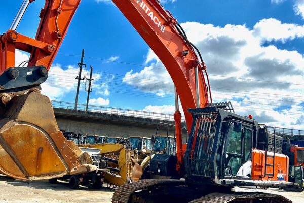 Hitachi 490 LCH