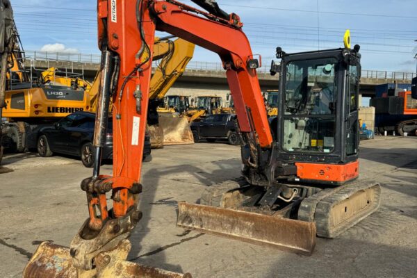Hitachi ZX 55 U